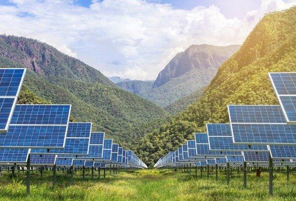 کاهش هزینه راه اندازی نیروگاه خورشیدی، ورود به عرصه فراوری پنلها