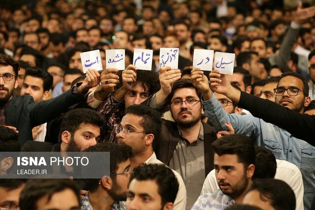 هیچ زمان کرسی های آزاداندیشی به صورت آزاد برگزار نشده است، هیچ زمان کرسی های آزاداندیشی به صورت آزاد برگزار نشده است، غلبه حالت تشریفاتی بر محتوای کرسی ها
